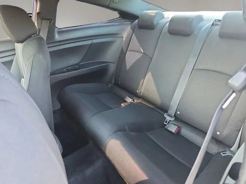 Used 2019 Honda Civic LX image 10