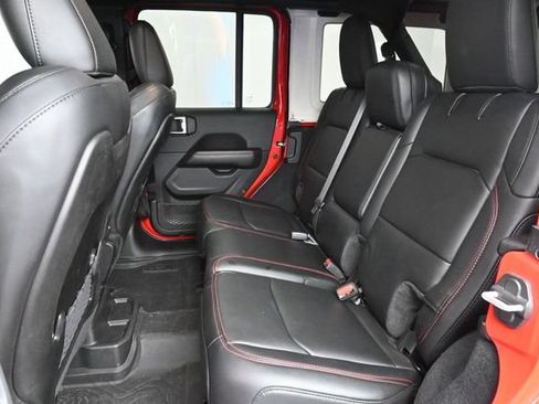 Used 2024 Jeep Wrangler Unlimited Rubicon AWD/4WD image 27