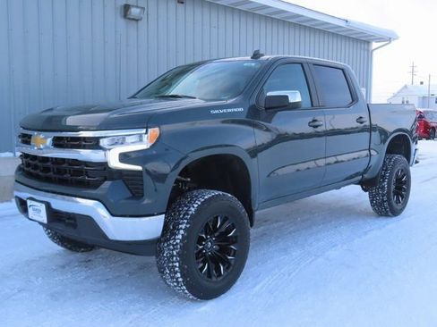 Used 2025 Chevrolet Silverado 1500 LT image 10