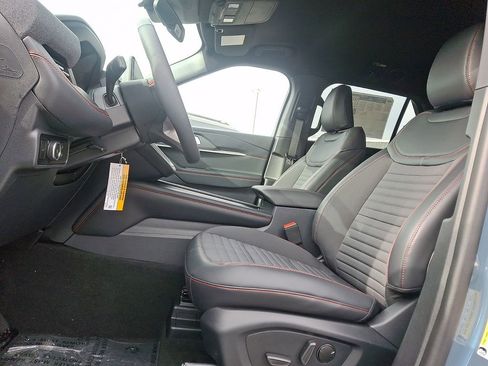 New 2026 Ford Explorer ST-Line w/ ST-Line Street Pack image 7