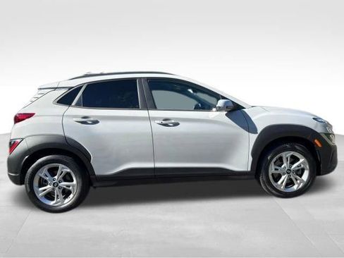 Used 2022 Hyundai Kona SEL image 8