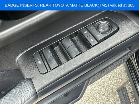 Used 2025 Toyota 4Runner SR5 AWD/4WD image 15