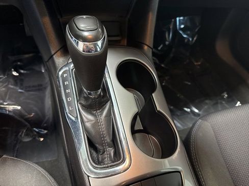 Used 2017 Chevrolet Cruze LT image 14
