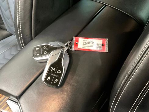 Used 2018 Maserati Levante GranLusso image 31