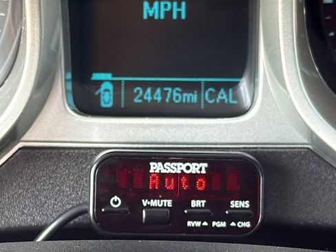 Used 2012 Chevrolet Camaro SS RWD image 11