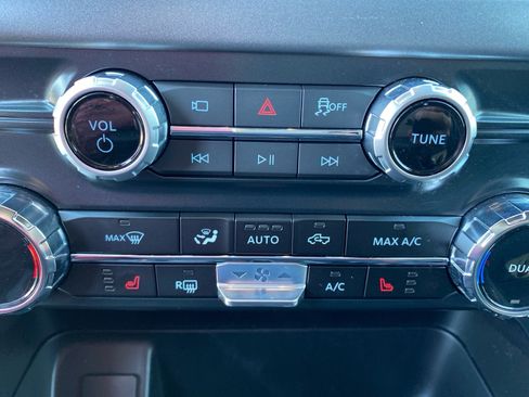 Used 2026 Ford F150 XLT w/ Equipment Group 302A MID RWD image 16