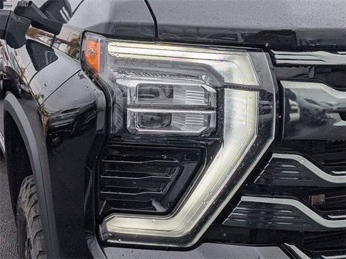 Used 2024 Chevrolet Silverado 2500 High Country w/ High Country Premium Package image 10