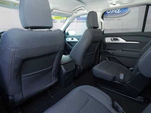 New 2026 Ford Explorer Active image 21