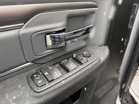 Used 2023 RAM 1500 Classic SLT w/ Protection Group AWD/4WD image 14