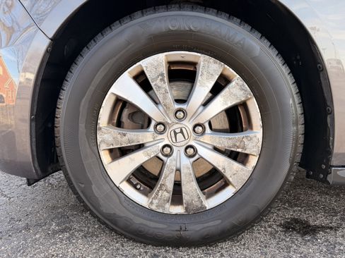 Used 2016 Honda Odyssey SE image 9