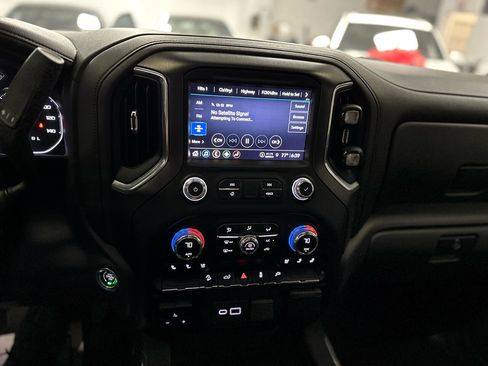 Used 2021 GMC Sierra 1500 AT4 image 21