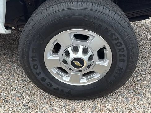 Used 2014 Chevrolet Silverado 2500 LT AWD/4WD image 41