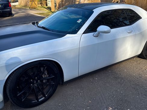 Used 2017 Dodge Challenger T/A image 4