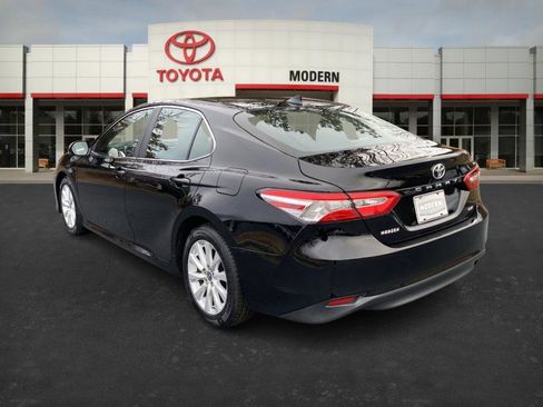 Certified 2020 Toyota Camry LE image 6