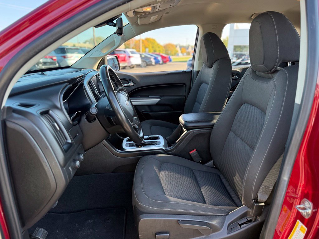 Used 2019 Chevrolet Colorado LT w/ LT Convenience Package AWD/4WD image 10