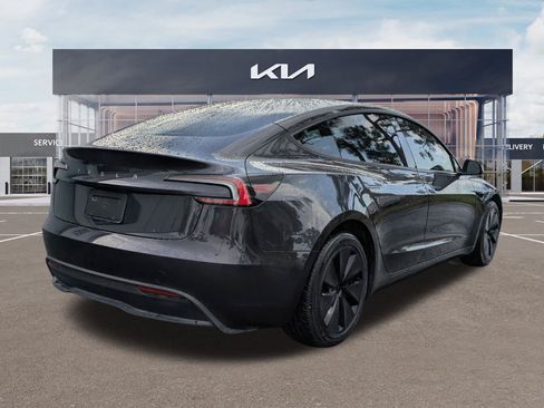 Used 2025 Tesla Model 3 RWD image 4
