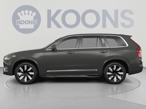 Used 2024 Volvo XC90 T8 Ultimate w/ Protection Package AWD/4WD image 2