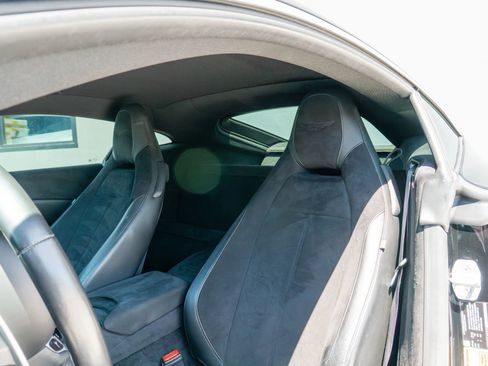 Used 2020 Aston Martin V8 Vantage Coupe RWD image 42