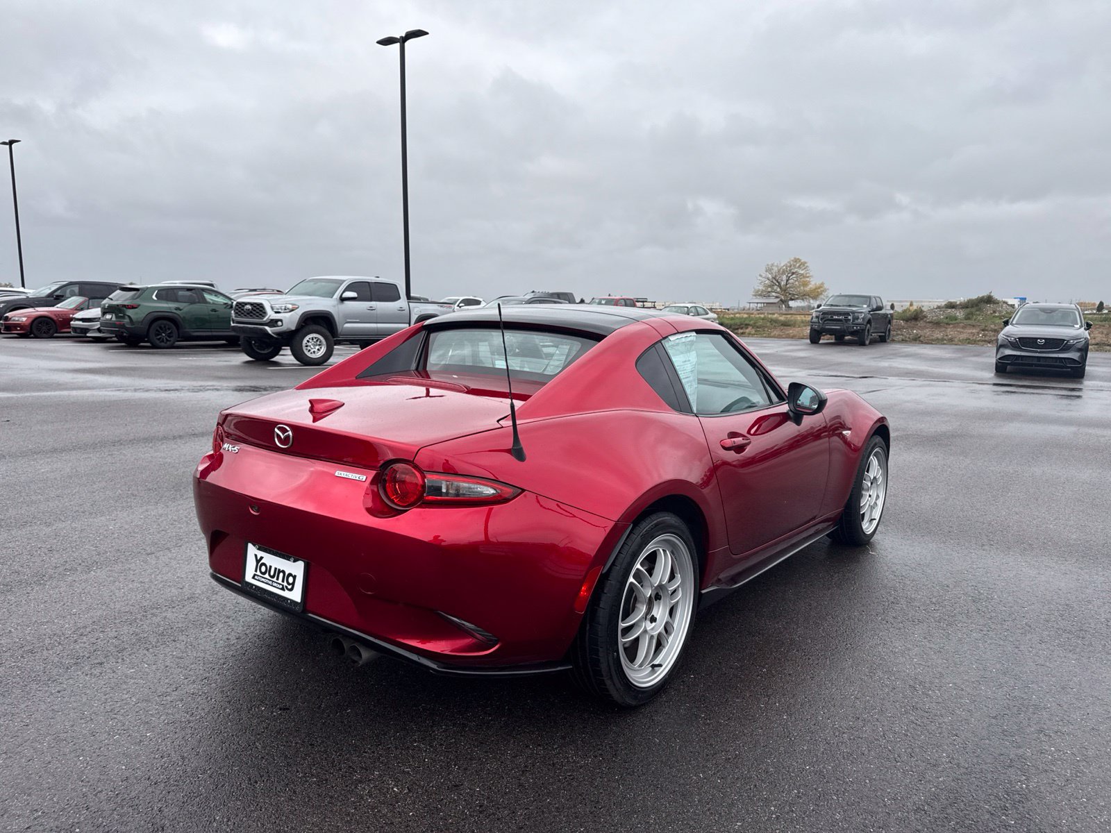 Used 2023 MAZDA MX-5 Miata Club w/ Interior Package RWD image 7