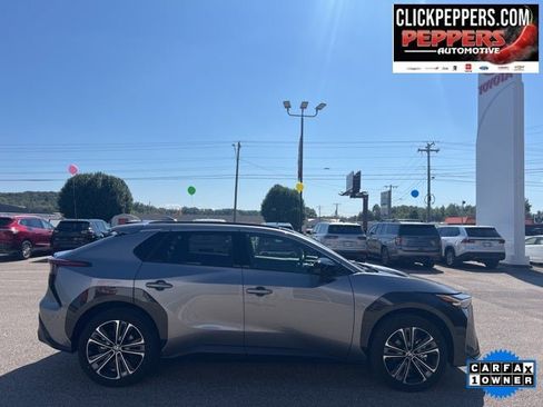 Used 2024 Toyota bZ4X Limited w/ Weather Package image 7