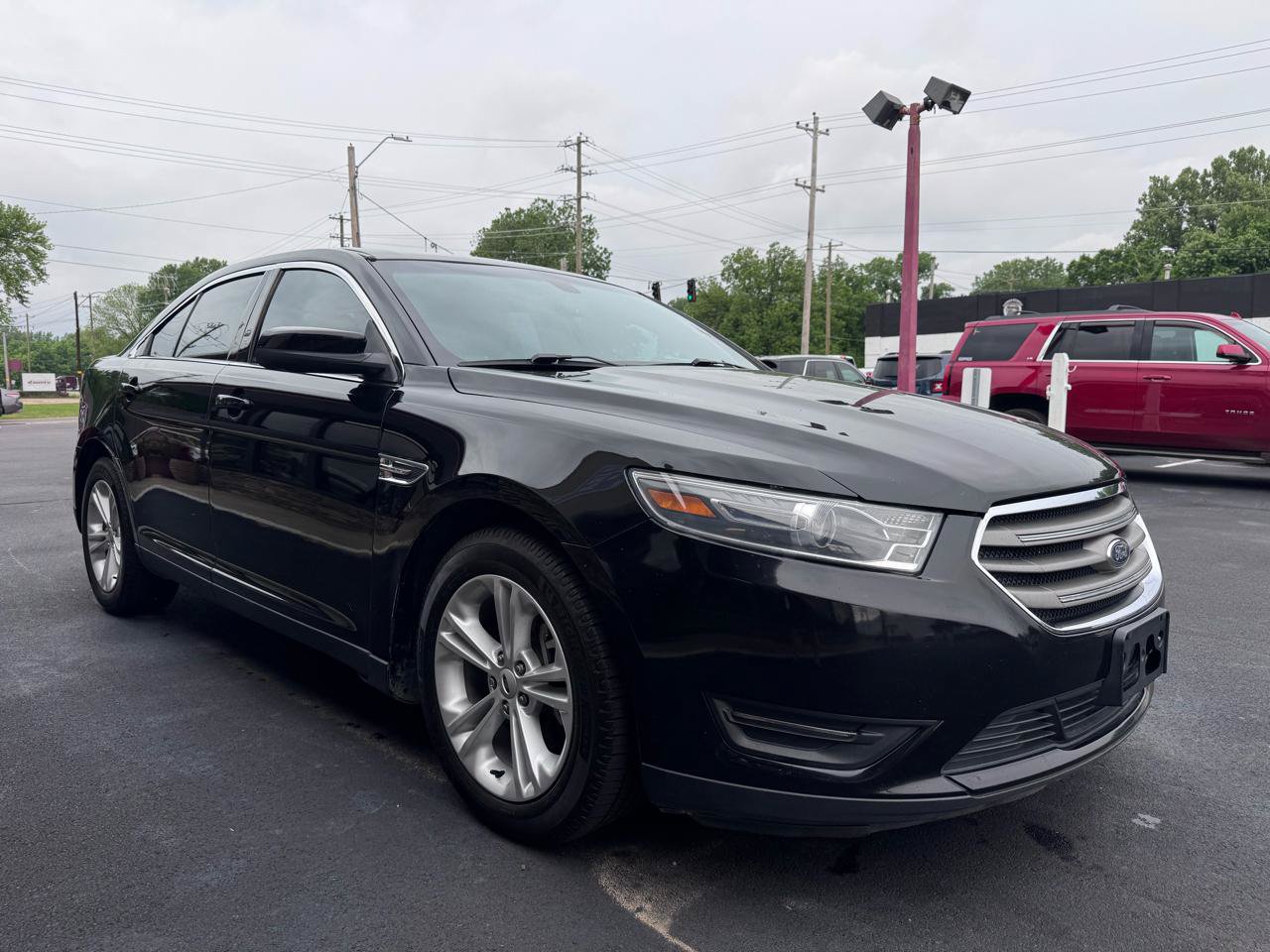 Used 2018 Ford Taurus SEL w/ Equipment Group 201A FWD image 21