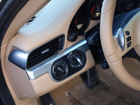 Used 2013 Porsche 911 Carrera RWD image 27