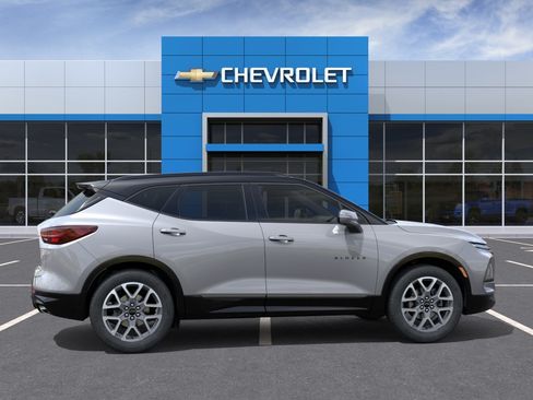 New 2026 Chevrolet Blazer RS w/ Driver Confidence II Package AWD/4WD image 5