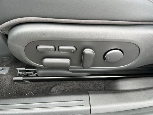 New 2024 Hyundai Ioniq 5 Limited image 17