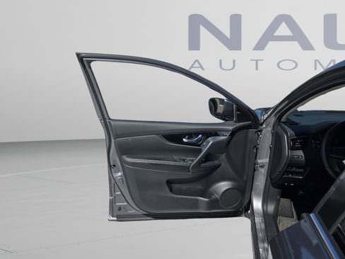Used 2022 Nissan Rogue Sport SV AWD/4WD image 31