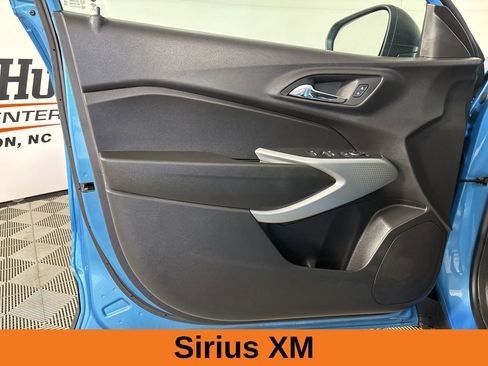 Used 2025 Chevrolet Trax LS image 8