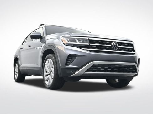 Used 2022 Volkswagen Atlas Cross Sport SE image 31