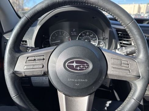 Used 2011 Subaru Outback 2.5i Limited w/ PWR Moonroof Pkg image 15