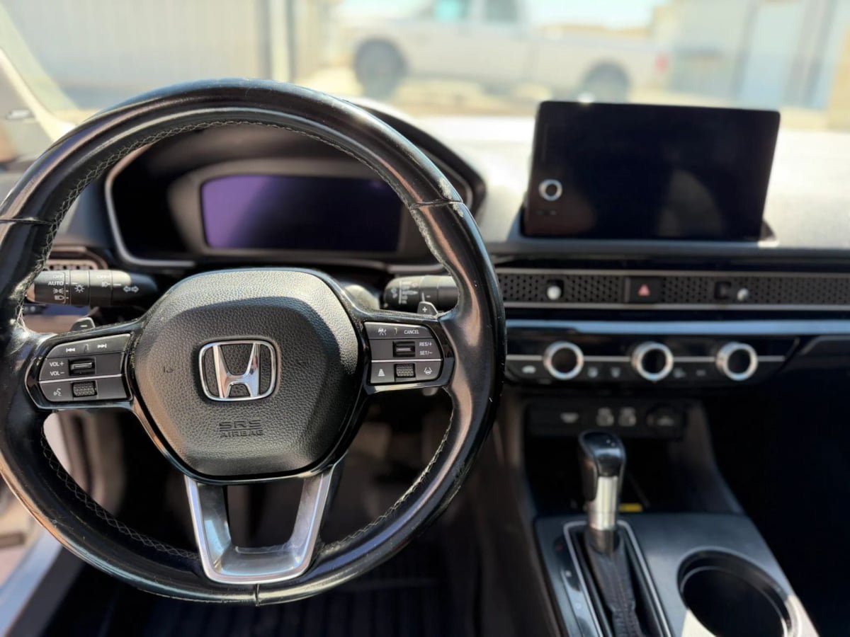 Used 2022 Honda Civic Touring image 21