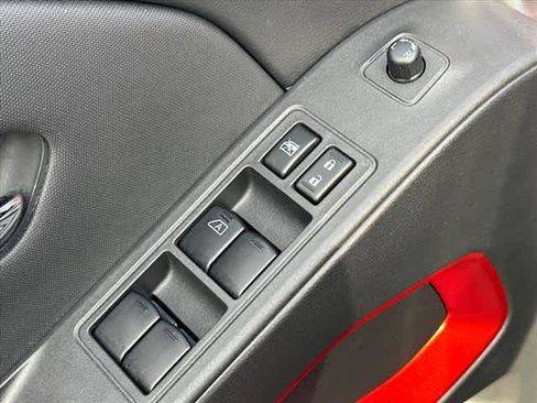 Used 2024 Nissan Frontier Pro-X w/ Pro Convenience Package image 16