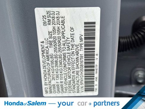 New 2025 Honda Pilot Sport image 28