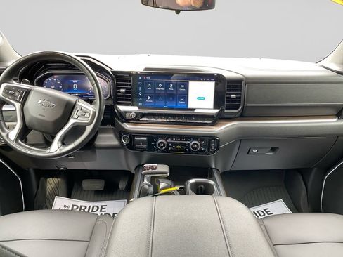 Certified 2024 Chevrolet Silverado 1500 LT Trail Boss w/ Convenience Package II AWD/4WD image 16