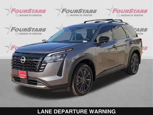 New 2026 Nissan Pathfinder SL FWD image 8
