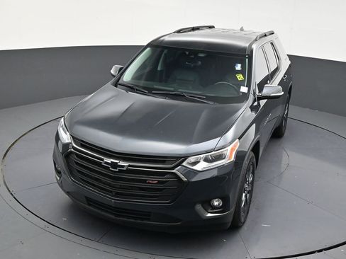 Used 2020 Chevrolet Traverse RS image 18