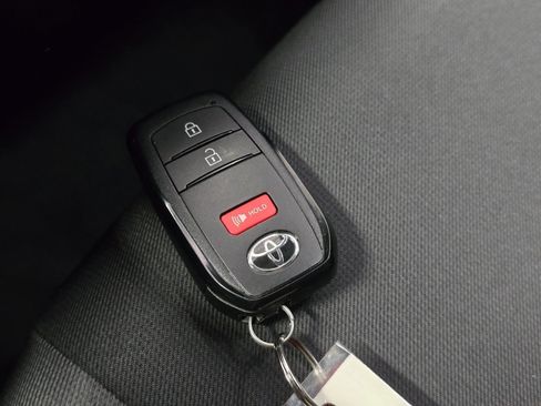 Used 2024 Toyota Tacoma SR image 33