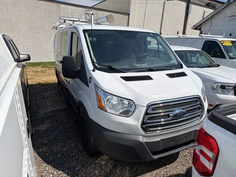 Used 2018 Ford Transit 250 130 Low Roof w/ Exterior Upgrade Package image 6