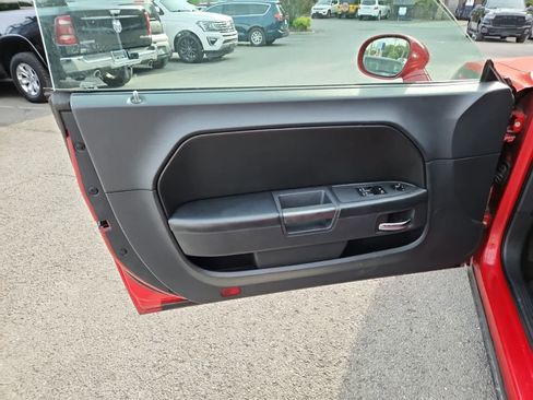 Used 2012 Dodge Challenger R/T RWD image 16