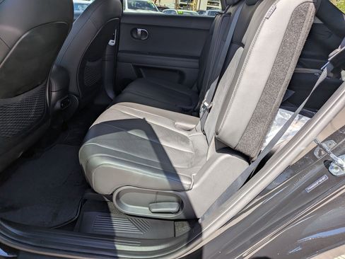 Certified 2025 Hyundai Ioniq 5 SEL AWD/4WD image 29