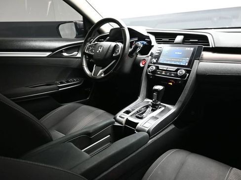 Used 2019 Honda Civic EX image 13