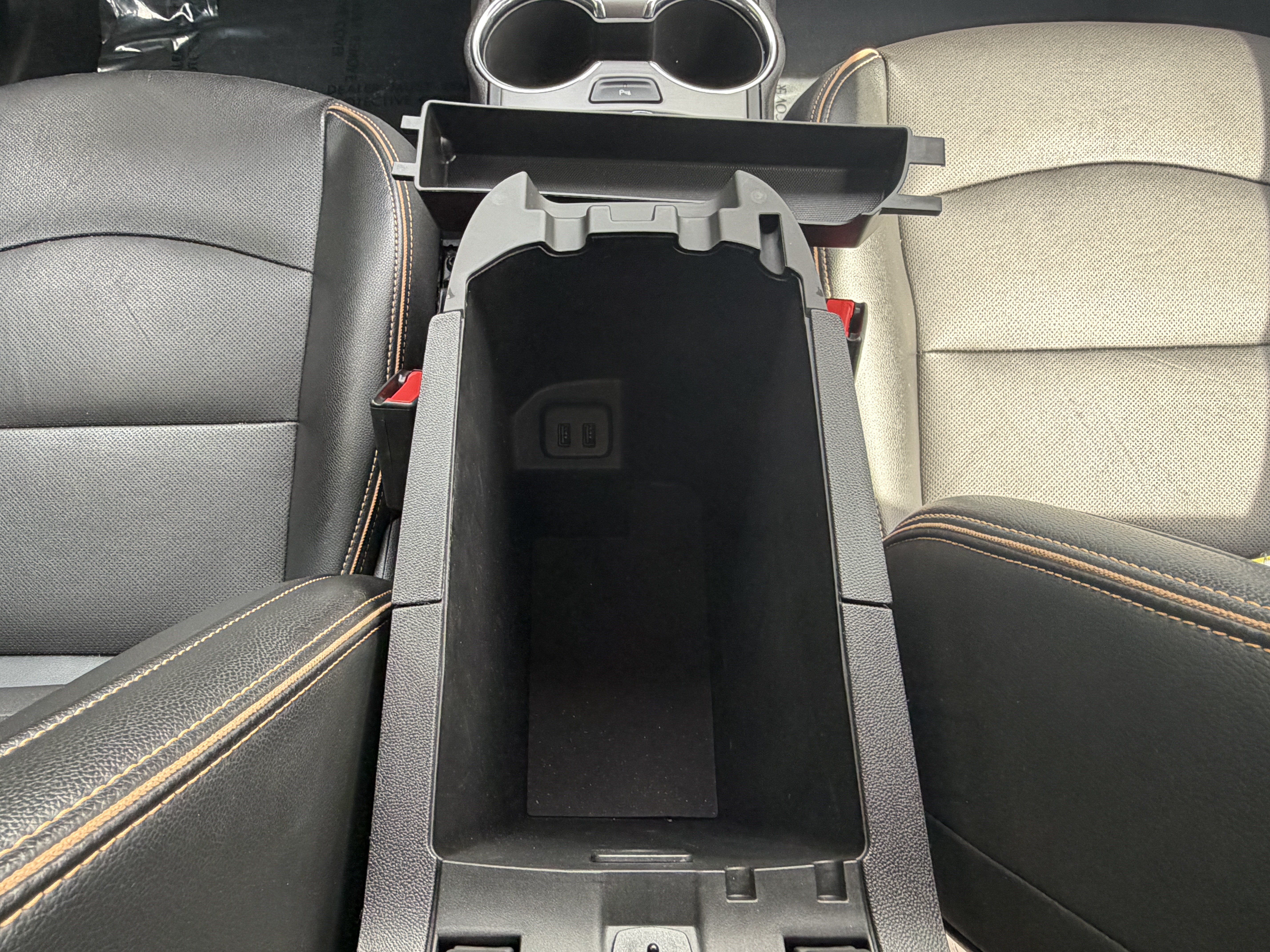 Used 2023 GMC Terrain AT4 w/ Infotainment Package II AWD/4WD image 27