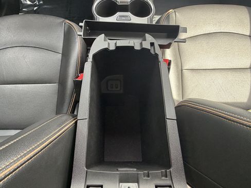 Used 2023 GMC Terrain AT4 w/ Infotainment Package II AWD/4WD image 27