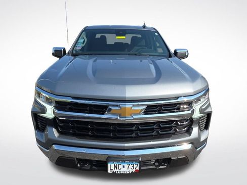 Used 2024 Chevrolet Silverado 1500 LT w/ Z71 Off-Road Package AWD/4WD image 11