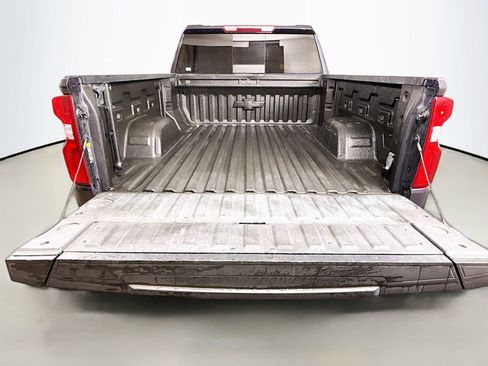 Used 2022 Chevrolet Silverado 1500 LT Trail Boss w/ Convenience Package II image 26