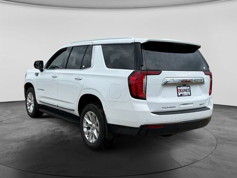 Used 2023 GMC Yukon SLT AWD/4WD image 8