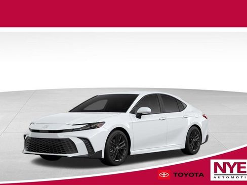 New 2026 Toyota Camry SE image 1