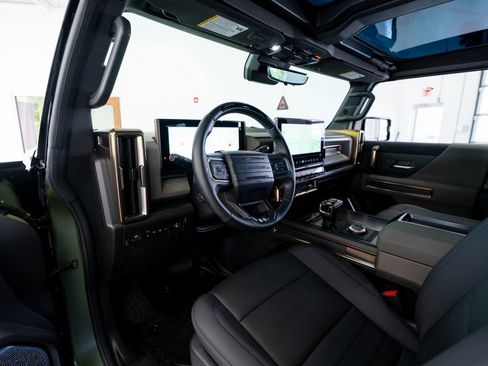 Used 2025 GMC Hummer EV 3X AWD/4WD image 27